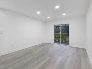 2301 N Congress Ave in Boynton Beach, FL - Building Photo - Building Photo