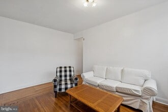 2001 S 13th St in Philadelphia, PA - Building Photo - Building Photo