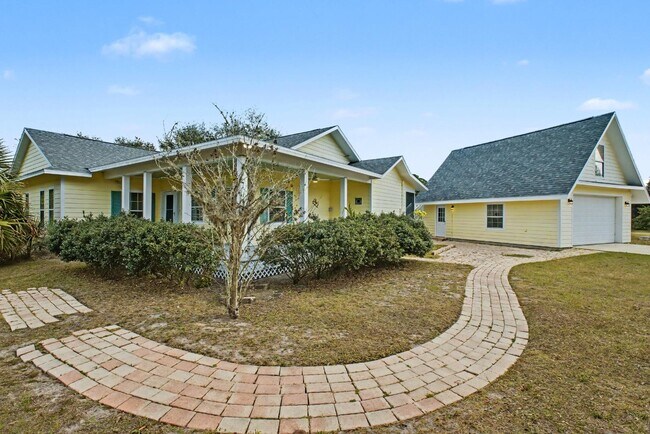 4005 Jake Ave in Cocoa, FL - Building Photo - Building Photo