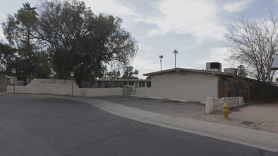 Scottsdale Oasis in Scottsdale, AZ - Building Photo - Building Photo