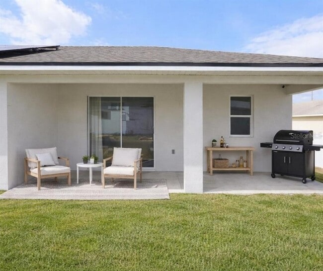 property at 880 Colville Dr
