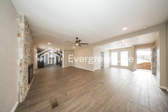 14411 Autumn Dr in Choctaw, OK - Building Photo - Building Photo