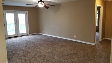 170 Monarch Ln in Clarksville, TN - Building Photo - Building Photo