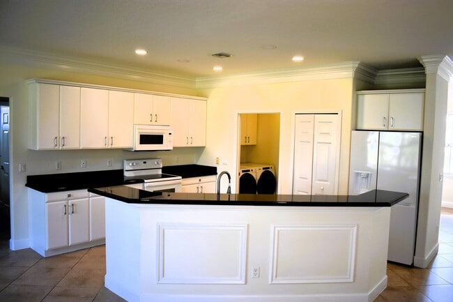 2749 SW Backton Ave in Port St. Lucie, FL - Building Photo - Building Photo