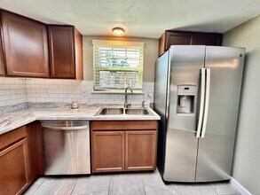 8141 NW 23rd St in Oklahoma City, OK - Building Photo - Building Photo