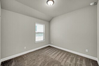 328 Rise Ln in Montgomery, TX - Building Photo - Building Photo