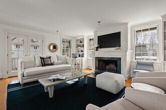 59 Harbor Ave in Marblehead, MA - Building Photo - Building Photo