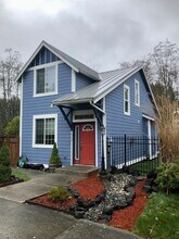 1510 NE Mesford Rd in Poulsbo, WA - Building Photo - Building Photo