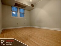 2825 N Burling St, Unit 5 in Chicago, IL - Building Photo - Building Photo