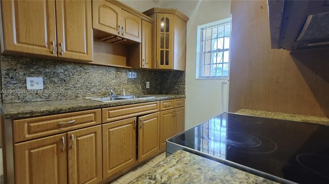 property at 421 NE 1st St