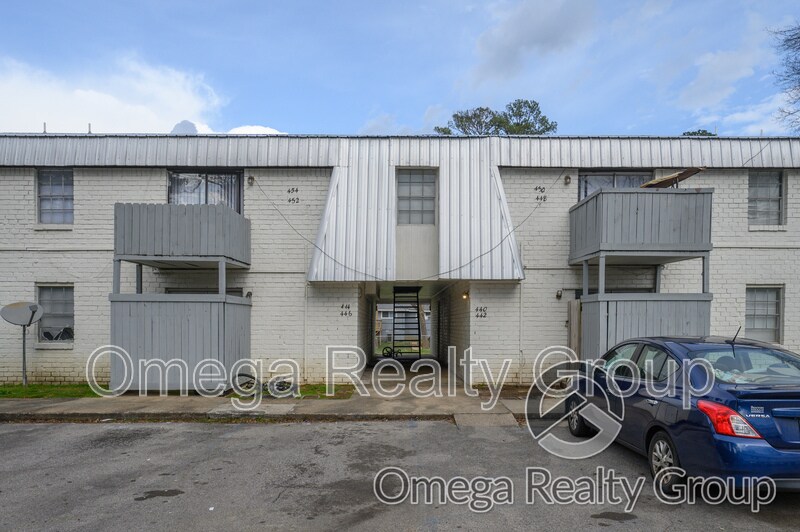 425 Oakwood Ave in Bessemer, AL - Building Photo