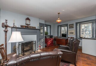 570 Mill Rd, Unit Harford Hall in Havertown, PA - Building Photo - Building Photo