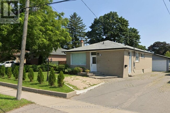 property at 315 Rossland Rd W