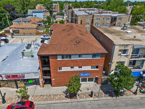 2944 W Devon Ave in Chicago, IL - Building Photo - Building Photo