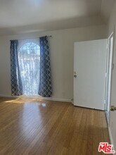 6313 S Victoria Ave in Los Angeles, CA - Building Photo - Building Photo