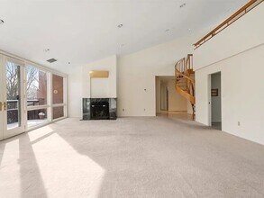 241 Perkins St in Boston, MA - Building Photo - Building Photo