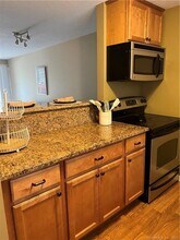 38 N Main St in West Hartford, CT - Building Photo - Building Photo