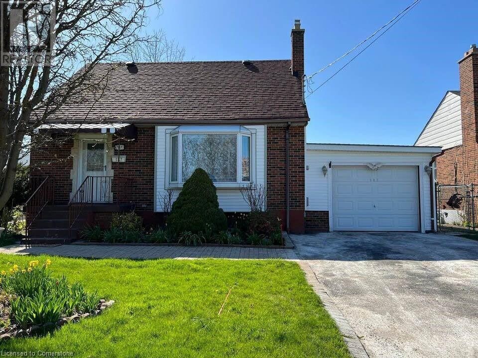 187 Nash Rd N in Hamilton, ON - Building Photo