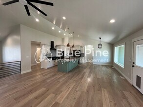 4480 N Bristol Dr in Idaho Falls, ID - Building Photo - Building Photo