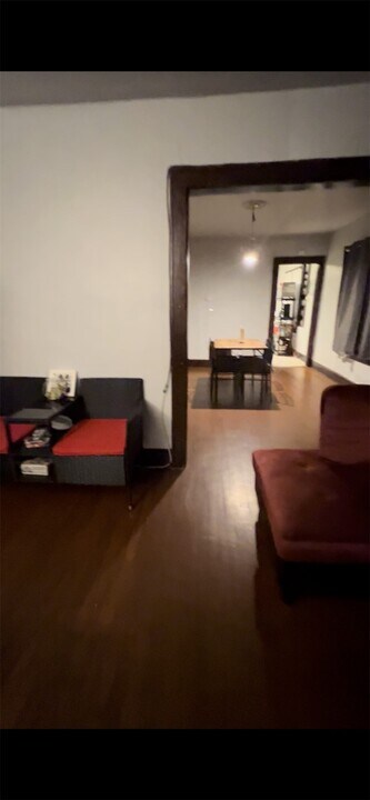 207 St Charles St in Johnson City, NY - Building Photo