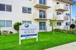13200 NE 7th Ave in North Miami, FL - Building Photo
