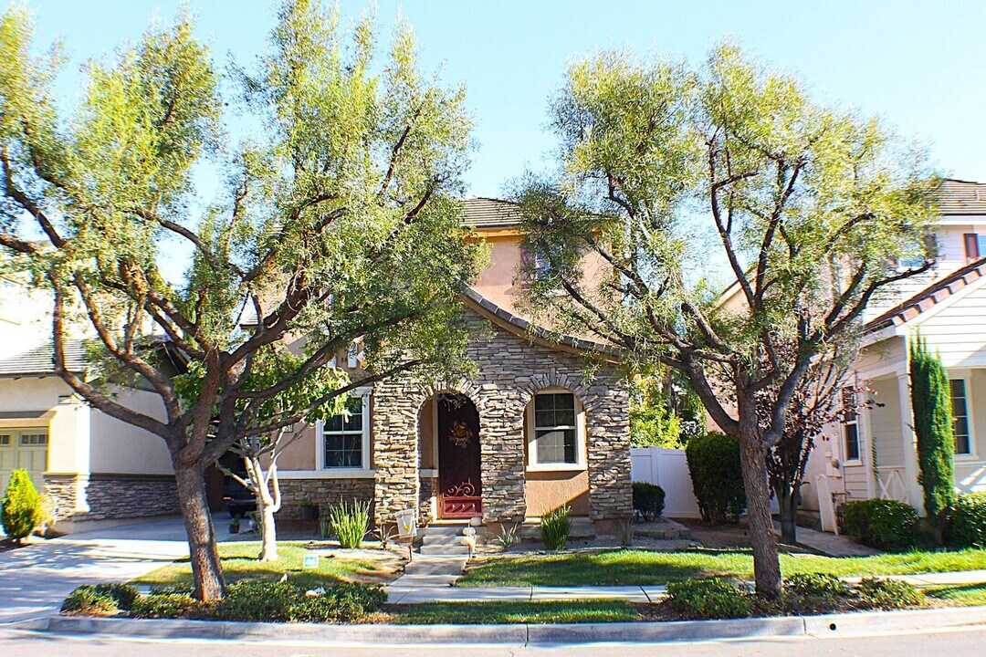 40128 Annapolis Dr in Temecula, CA - Building Photo