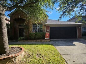 4948 Paddock Dr in Fort Worth, TX - Building Photo