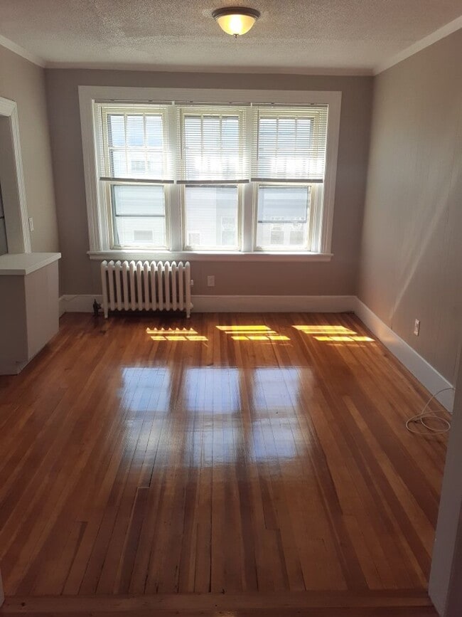 71-77 Medway St