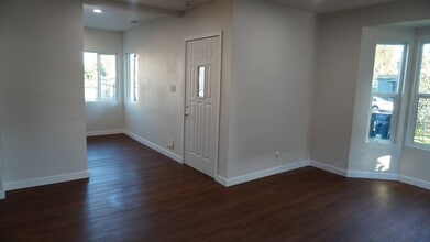 1327 W 89th St in Los Angeles, CA - Building Photo - Building Photo
