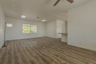 1815 N La Canoa in Green Valley, AZ - Building Photo - Building Photo