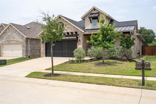 1817 Silverton Dr in Lantana, TX - Building Photo - Building Photo