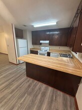 1320 Fuller Rd in Tallahassee, FL - Building Photo - Building Photo