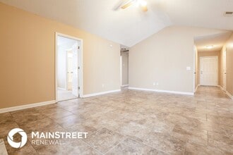 403 Lake Forest Dr in La Vergne, TN - Foto de edificio - Building Photo