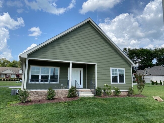 2950 Smallhouse Rd in Bowling Green, KY - Building Photo - Building Photo
