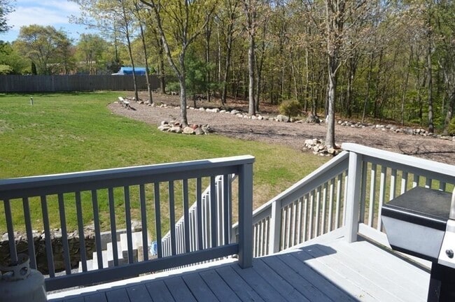 114 Waverly St in Ashland, MA - Building Photo - Building Photo