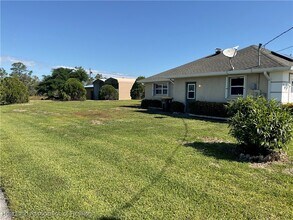 216 Chicago Way NE in Lake Placid, FL - Foto de edificio - Building Photo