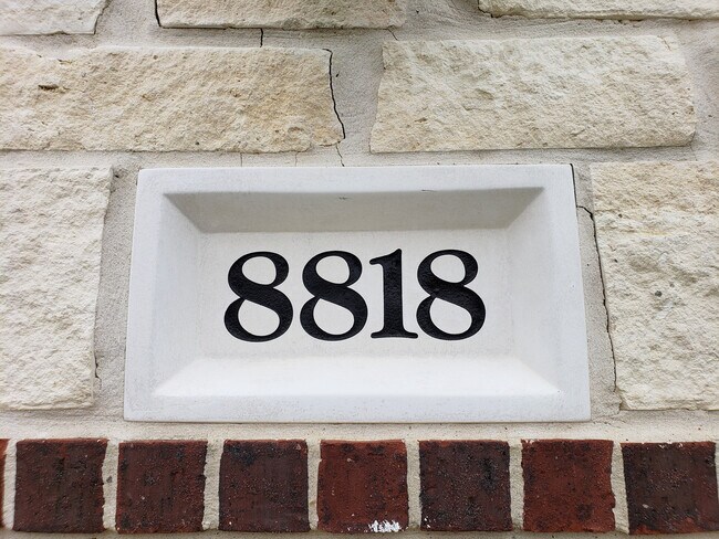 8818 Cornina Dr in Humble, TX - Building Photo - Building Photo
