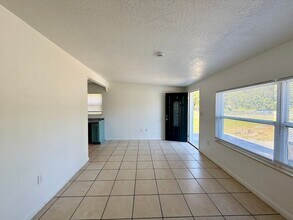 4512 5th St W in Bradenton, FL - Building Photo - Building Photo