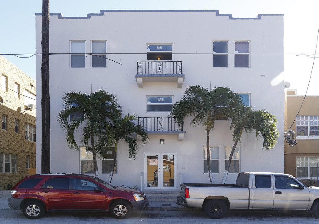 1142 SW 4th St in Miami, FL - Building Photo