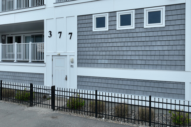 377 Ocean Blvd in Hampton, NH - Building Photo - Building Photo