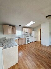 2337 Burnt Valley Rd in Chewelah, WA - Building Photo - Building Photo