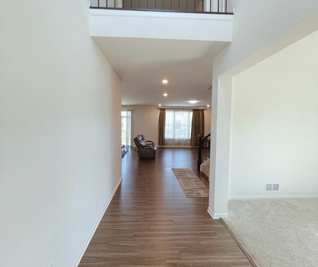 1835 Coralito Ln in Elgin, IL - Building Photo - Building Photo