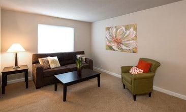 Thrive Apartment Homes in Chesapeake, VA - Building Photo - Building Photo