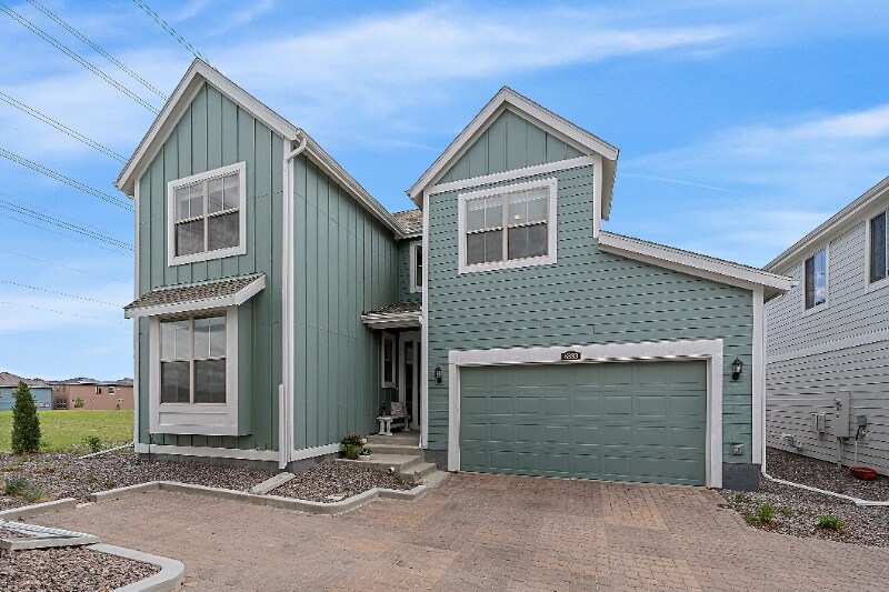 8383 Bijou Crk Ave in Littleton, CO - Building Photo
