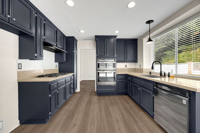 1491 San Almada Rd in Corona, CA - Building Photo - Building Photo