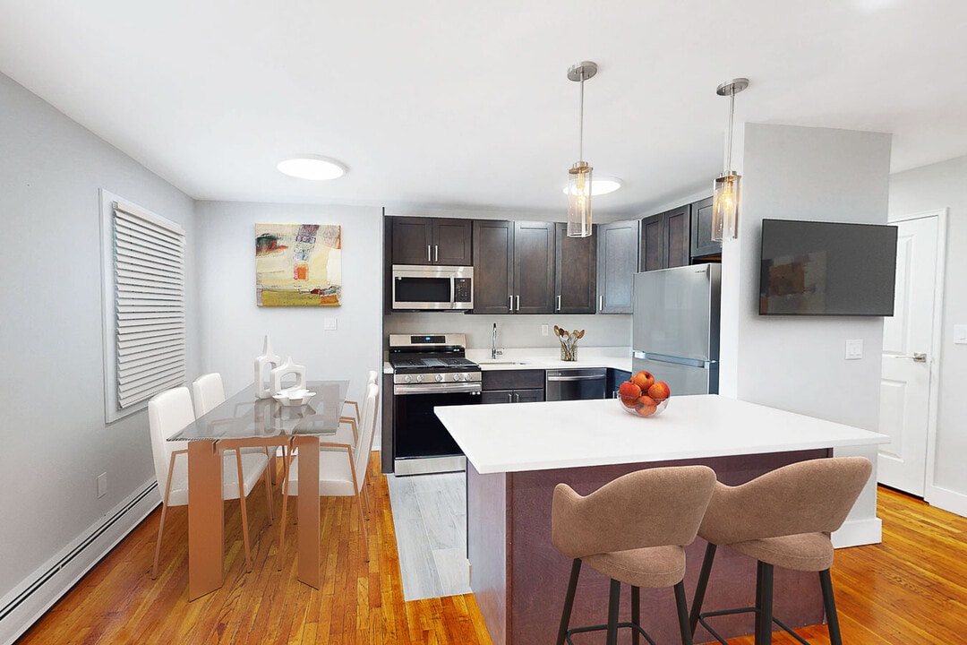 Stiles Arms in Elizabeth, NJ - Building Photo