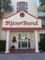 3360 S Atlantic Ave in Cocoa Beach, FL - Building Photo