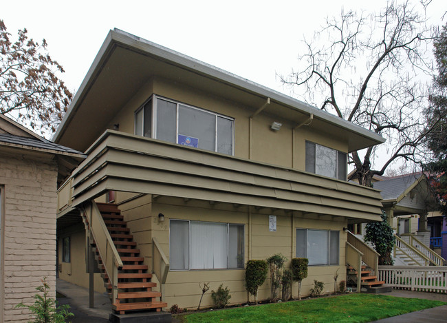 Bookwood Apartments in Sacramento, CA - Foto de edificio - Building Photo