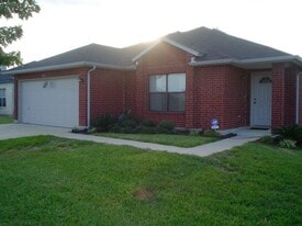 3210 Settlement Dr in Round Rock, TX - Building Photo