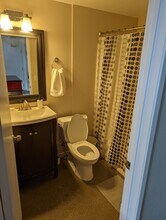 948 G St, Unit 20 in San Diego, CA - Building Photo - Building Photo